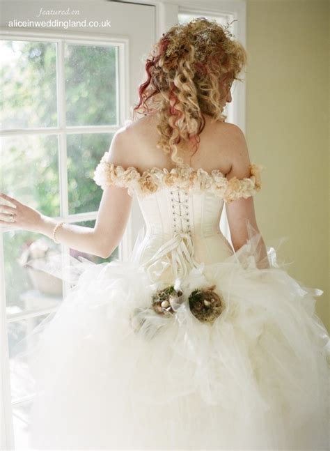 Victorian steampunk wedding ⋆ ruffled. Steampunk style wedding dress.. with birdies and nests in ...