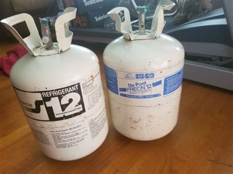 Dupont R12 Freon Refridgerant 30lb Sealed Jugs Price Is Firm Will