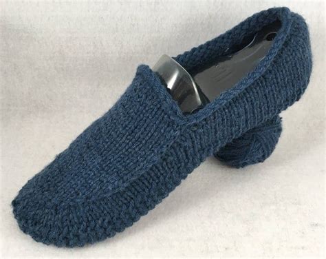 In the rows that start the gusset, what are pm and sm? Fabulous Flats PDF PATTERN - S (M, L, XL) - slipper ...