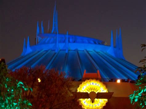 Space Mountain Ghost Galaxy Light Show Loren Javier Flickr