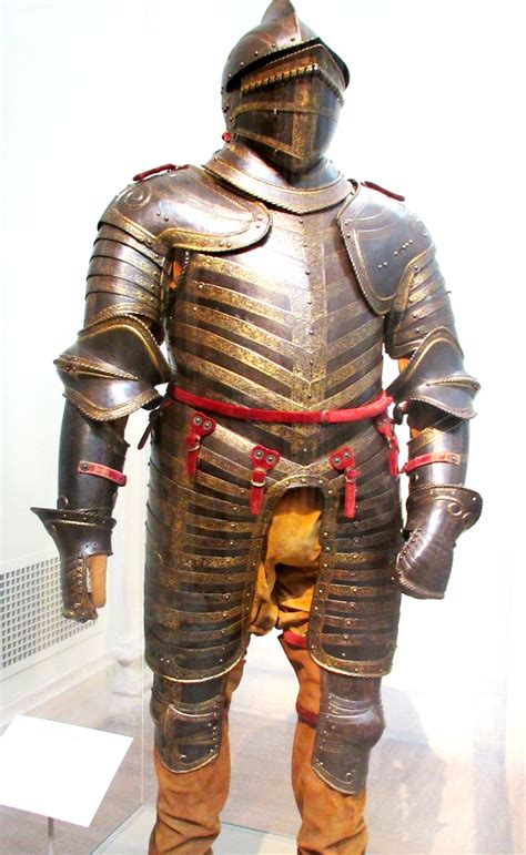 Henry Viii Armor Henry Vlll Was A Great Athlete In His Youth Henry