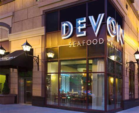 In 1973 friends of refugees of eastern europe, an organization that helps jewish immigrants, opened on devon, drawing soviet immigrants of jewish ancestry to the. Devon Seafood Grill Beckons a New Era - DiningChicago.com
