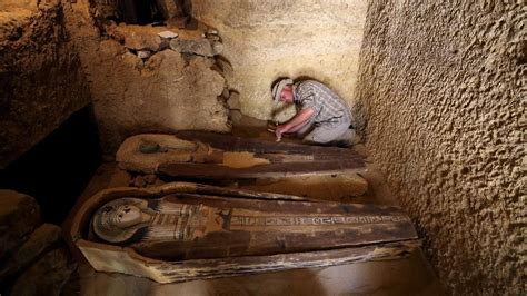 Três Novas Tumbas Com Mais De 4000 Anos São Descobertas No Egito