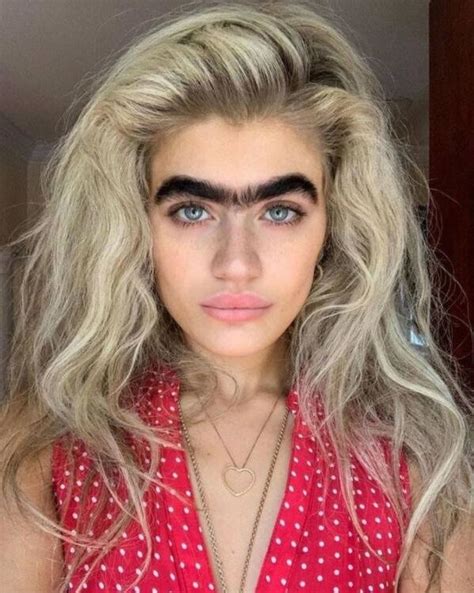 Последние твиты от ケイン・ヤリスギ「♂」 (@kein_yarisugi). 美の基準が異なる国の女性がする、メイクチュートリアルが ...