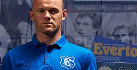 Mere weeks after england's euro 2020/21 heartbreak/hilarious failure (delete where appropriate) the domestic incarnation returns and brings. Special-Edition Everton Goodison Park 125 Years Kit ...