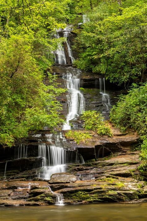 15 Stunning Great Smoky Mountain Waterfalls