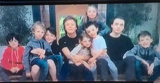 Paul McCartney with his eight grandchildren | Paul mccartney kids, Paul ...