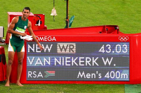 South Africa S Wayde Van Niekerk Wins 400m Final And Breaks World Record Irish Mirror Online