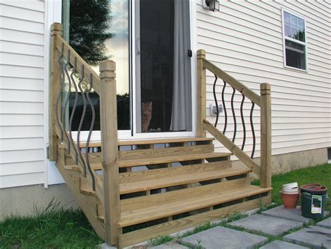 Build Stairs Off Deck Small Backyard Decks Decks And Porches Door