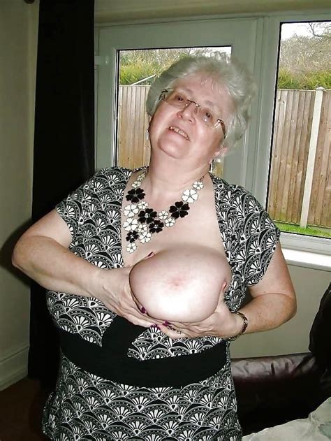 Naked Grannies Huge Tits Seduction Homemadegrannyporn Com