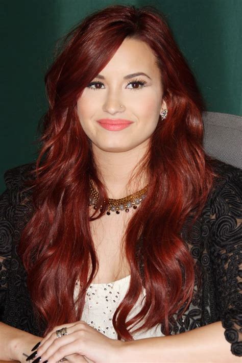 Demi lovato's best beauty moments! Trendy Hair Style : Demi Lovato's fiery red waves ...