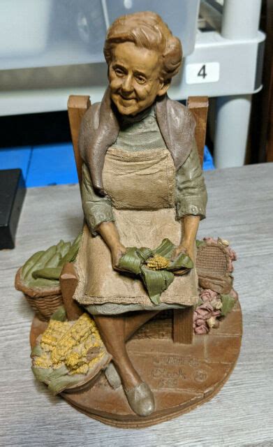 Tom Clark Gnome Statue 8 Sculpture Leah 1986 Woman Shucking Corn