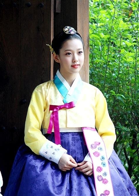 Myat phyu sin pretty korean girls. 스위트홈 고민시 사랑입니다♡ - 테일스타