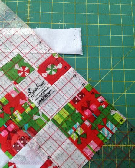 Easy Christmas Table Runner Sew Today Clean Tomorrow