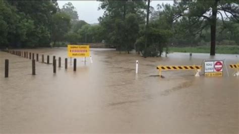 Flood Threat Eases In Se Qld Abc News
