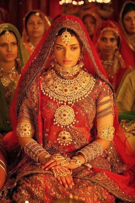 The Stunning Aishwarya Rai In Jodha Akbar Bollywood Bridal