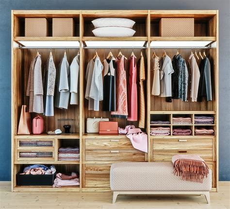 Fashion Insider’s Guide to Revamping Your Wardrobe | Sunday Edit