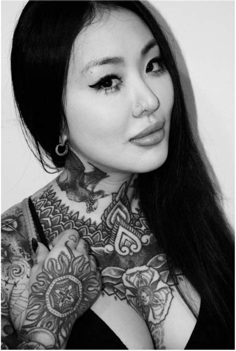 Meet Alisha Gory The Unique Tattoo Artist In New York City La Weekly