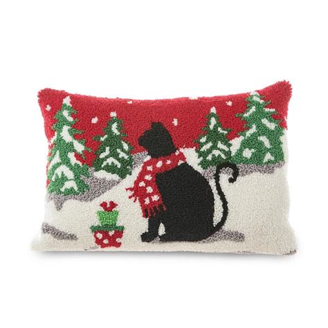 Glitzhome 18 In W X 12 In H Hooked Christmas Cat Pillow 2004800034