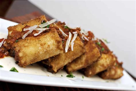 Lasagna Fritta {Copycat Olive Garden Recipe} - Pass The Sushi