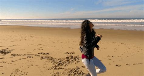 Beach Dancing Gif By Tess Find Share On Giphy