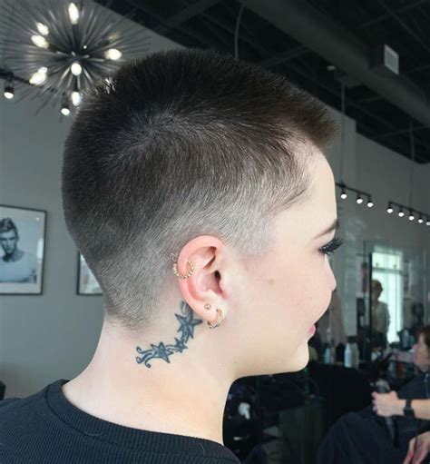 30 Gutsy Buzz Cuts For Women With Good Taste