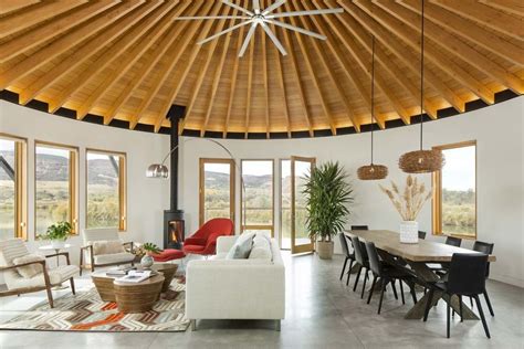 Dwell A Yurt Inspired Vacation Home On The High Desert Plains Of