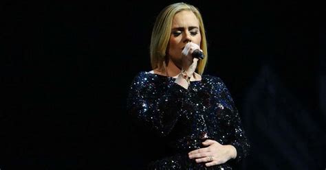 Adele Says She May Never Go On Tour Again The Pacific Tribune