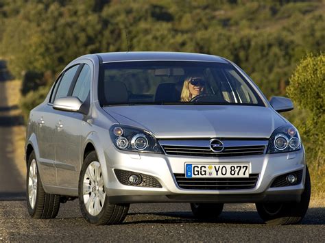 Opel Astra Sedan Specs And Photos 2007 2008 2009 Autoevolution