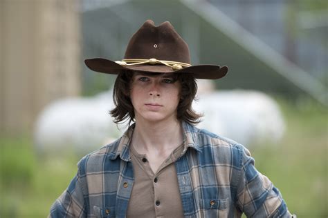 „the Walking Dead“ Carls Tod Wird In Einer Extralangen Episode Gezeigt