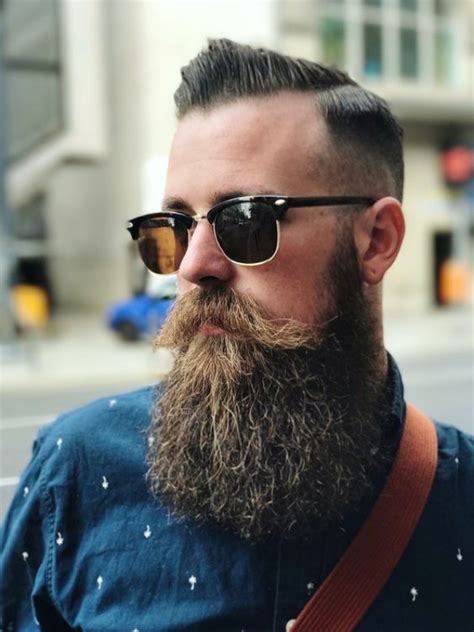12 Popular Ducktail Beard Styles For Men Beardo Artist