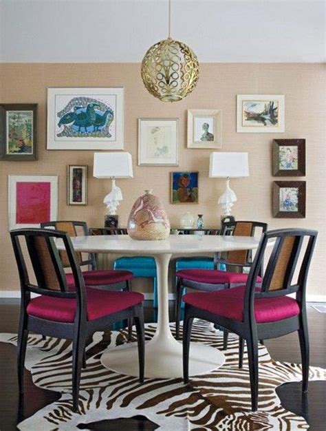 From banana leaf chairs to oriental rugs, this set has a great variety of styles thats makes it versatile enough to look good in any kind of home. 17 Captivating Eclectic Dining Room Designs - Rilane