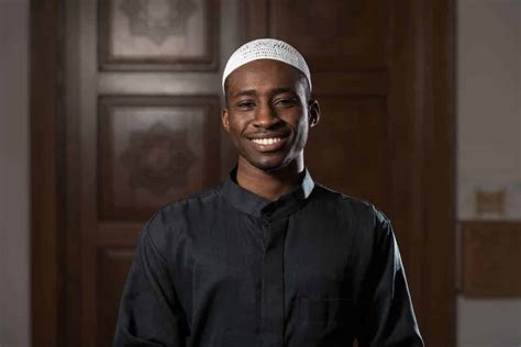 How Canadas Expat Muslim Community Is Bringing Hope This Ramadan