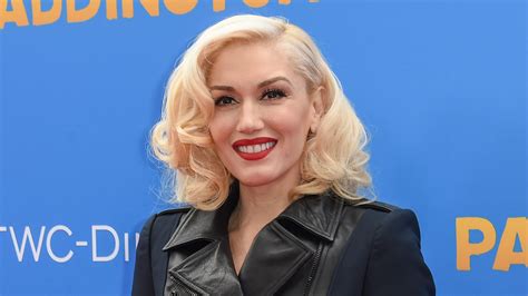 Gwen Stefani Talks Onstage Comeback New Album Performing Solo Is Not Natural Hollywood