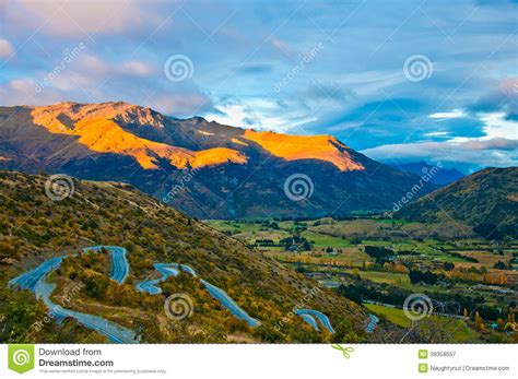 Sunrise Rural Scenery And Mountains Stock Image Image Of Queenstown