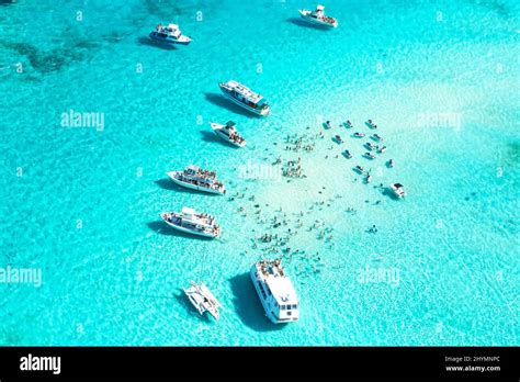 Places To Visit Cayman Islands Hi Res Stock Photography And Images Alamy