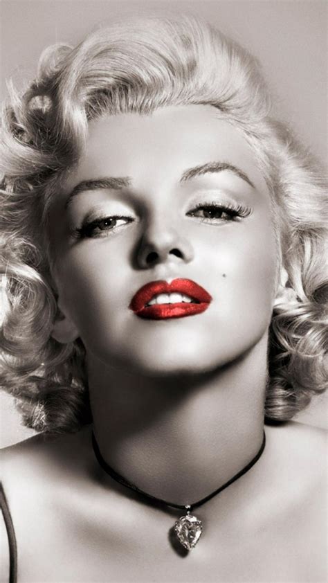 Открыть страницу «marilyn monroe» на facebook. American actress Marilyn Monroe with red lips Wallpaper Download 1080x1920