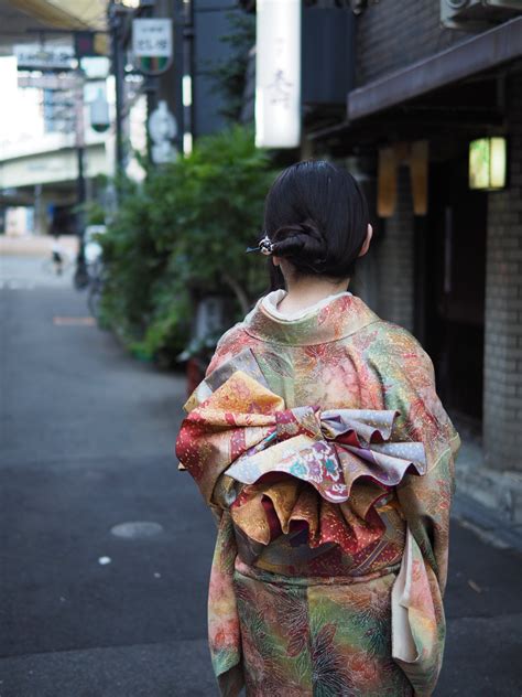 Tanuki Kimono Beautiful Furisode Photoshoot With Kimono Lover