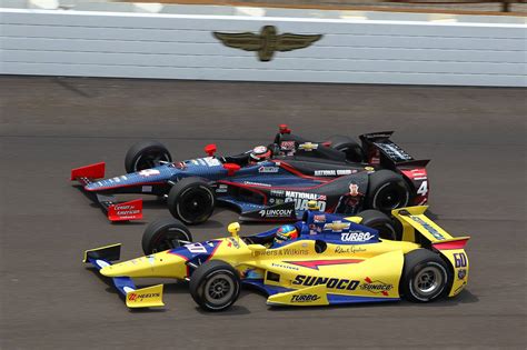 Download Indianapolis 500 Race Cars Wallpaper