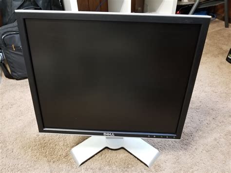 Save big on this dell e190s 19 inch lcd flat panel monitor! Dell 1908FPC 19 Inch LCD Monitor | Hernandez ...