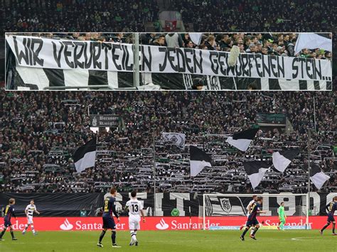 «für uns ist klar, dass breel morgen im kader ist». Anti-RB-Banner: DFB ermittelt gegen Gladbach-Fans