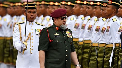 Malaysia King Abdicates After Only 2 Years The New York Times