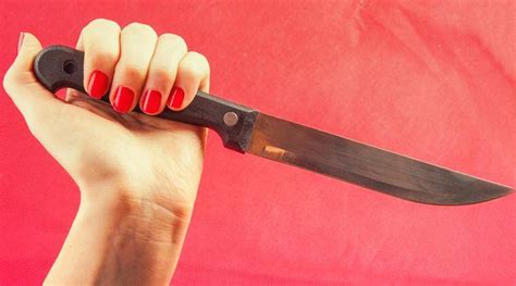 Tamil Nadu Woman Chops Off Husbands Genitals Carries It Home In Her Purse Trending News