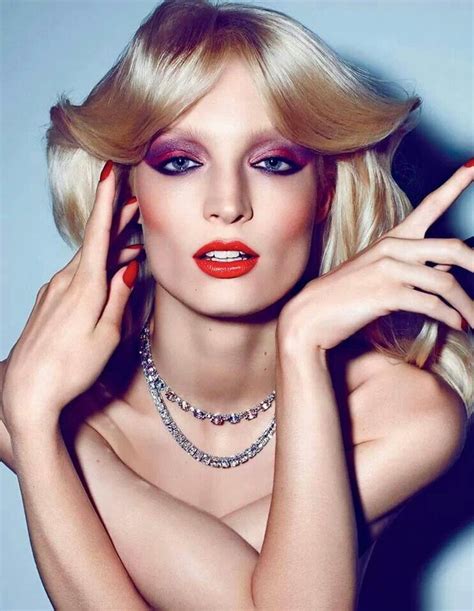 We Love This 70s Inspired Hair And Make Up Прически и макияж Предметы