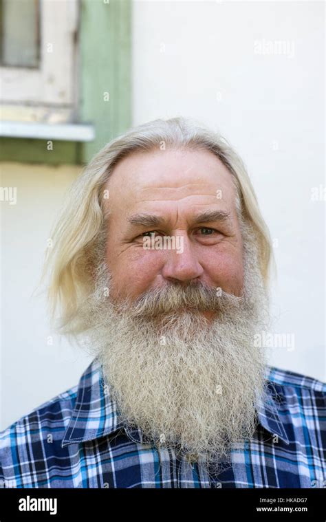 Old Man With White Beard Hi Res Stock Photography And Images Alamy