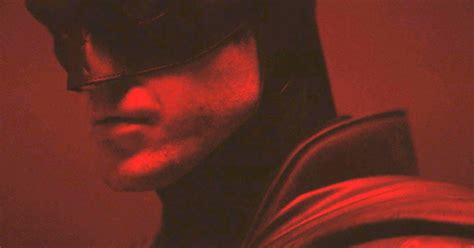 The Batman Video Teaser Is A Stunning First Look At Robert Pattinsons Upgraded Batsuit