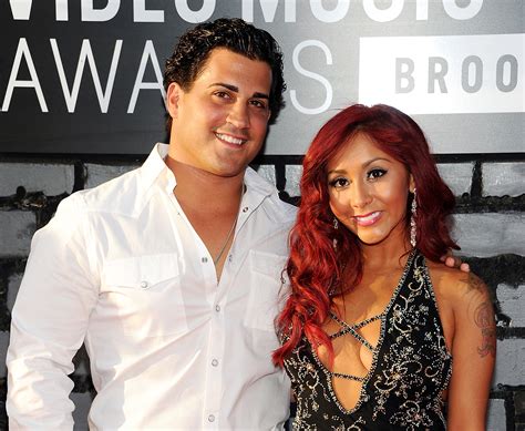 Jersey Shores Nicole Snooki Polizzi Posts Rare Photo Of Husband Jionni Lavalle After Fans