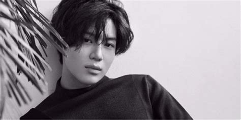 He debuted solo on august 18th, 2014 with the title track 'danger' from the mini album. Taemin ha decidido no participar en el "KBS Gayo ...