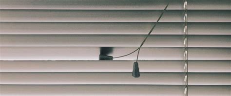Venetian blinds are comprised of horizontal slats of varying materials that connect with strips of cloth or strings. Window covering manufacturers to ban blinds with ...