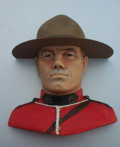 Rare Bossons 1992 Royal Canadian Mounted Policeman 3d Character Wall